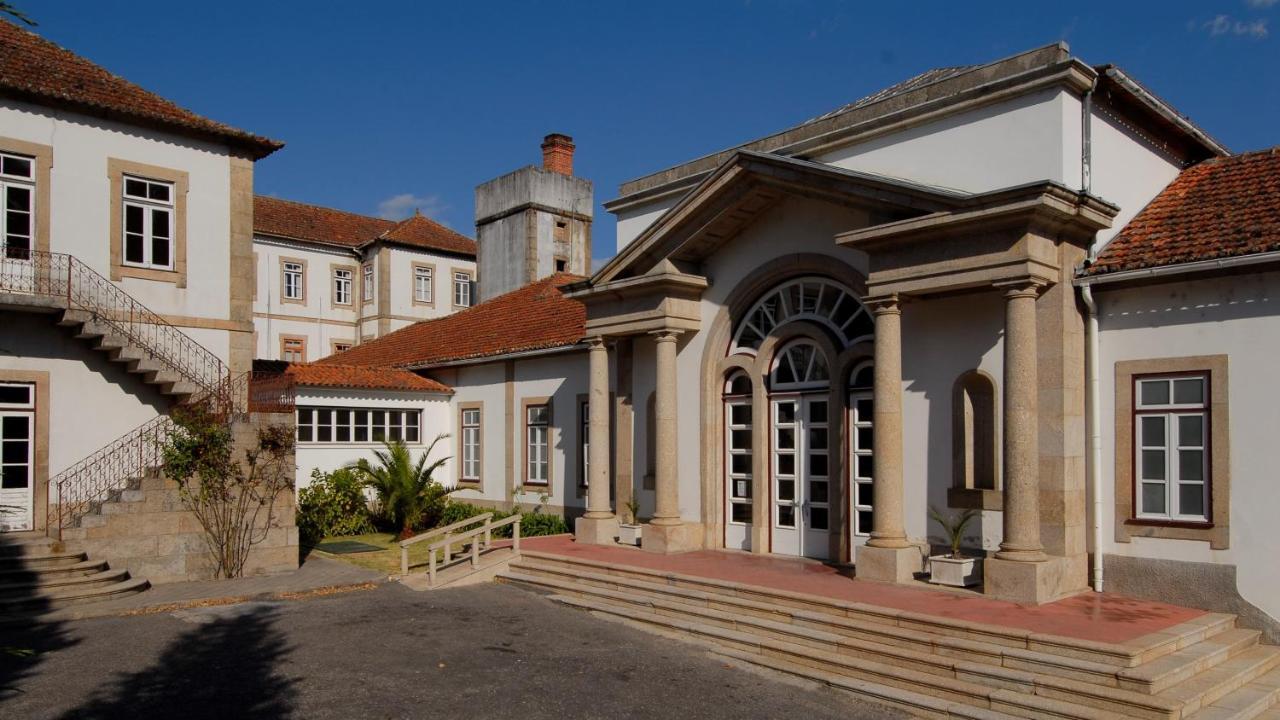 INATEL Entre-Os-Rios Portela (Porto) Exterior foto